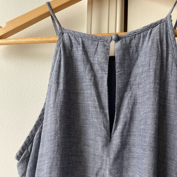 Cute embroidered chambray loose dress with pockets! Size XS - Picture 9 of 10